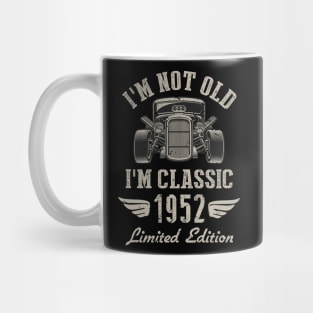 I'm Classic Car 70th Birthday Gift 70 Years Old Born In 1952 Mug